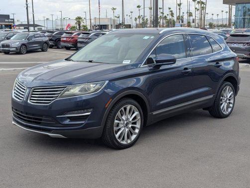 2015 Lincoln MKC Base