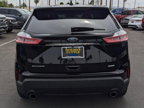 2020 Ford Edge SE