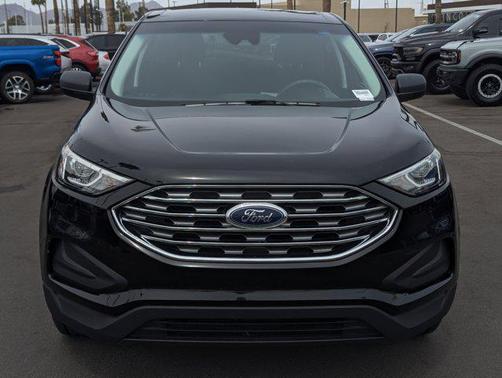 2020 Ford Edge SE