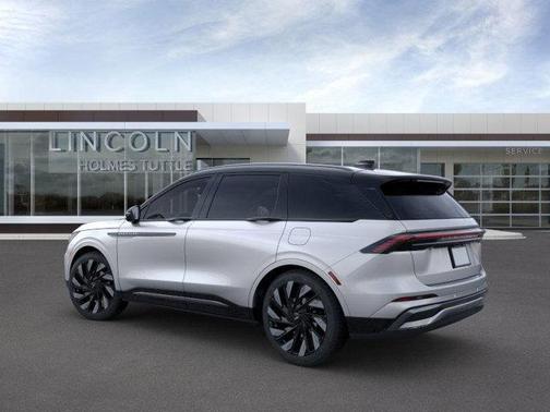 2025 Lincoln Nautilus Reserve