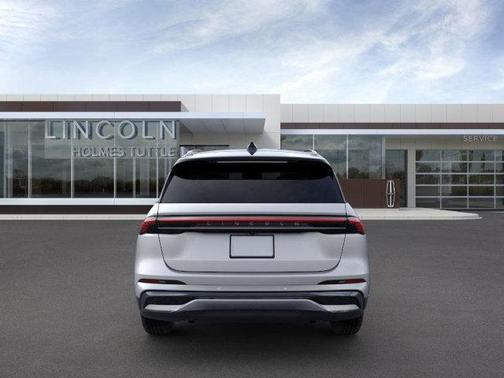 2025 Lincoln Nautilus Reserve