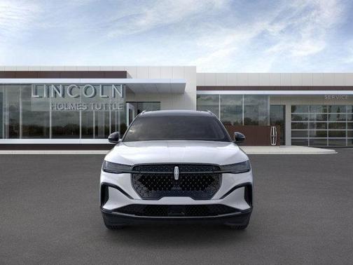 2025 Lincoln Nautilus Reserve