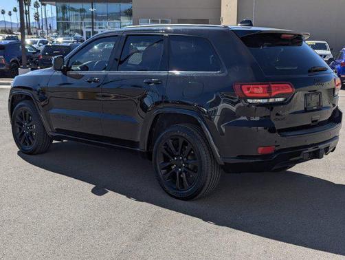 2017 Jeep Grand Cherokee Altitude