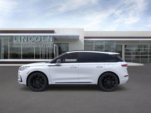 2025 Lincoln Corsair Reserve