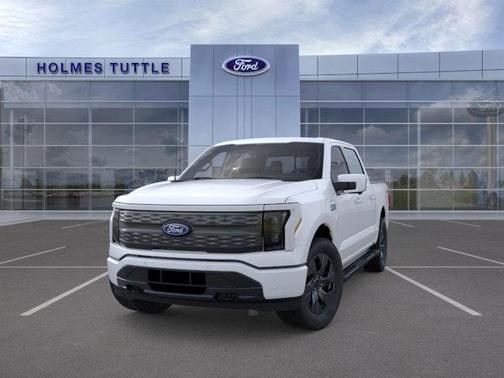 2025 Ford F-150 Lightning LARIAT