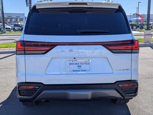 2023 Lexus LX 600 Premium