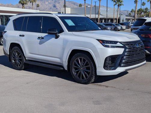 2023 Lexus LX 600 Premium