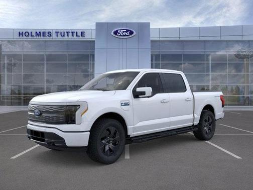 2025 Ford F-150 Lightning LARIAT