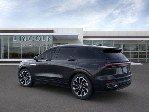 2025 Lincoln Nautilus Reserve
