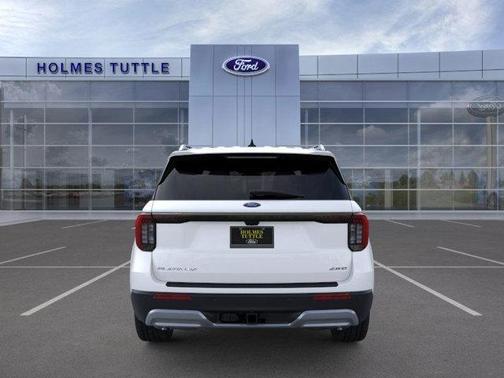 Star White Metallic Tri-Coat 2026 Ford Explorer Platinum