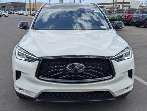 2022 INFINITI QX50 LUXE AWD