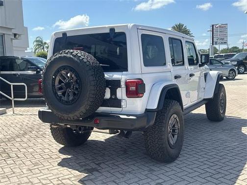 2025 Jeep Wrangler Rubicon 392