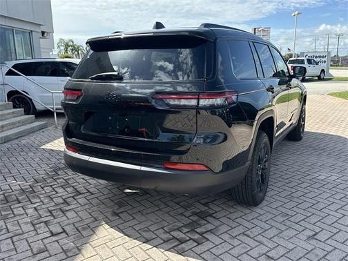 2025 Jeep Grand Cherokee L Laredo