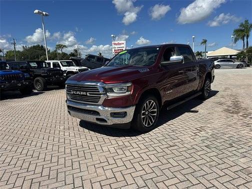 2019 RAM 1500 Laramie Crew Cab 4x2 57' Box