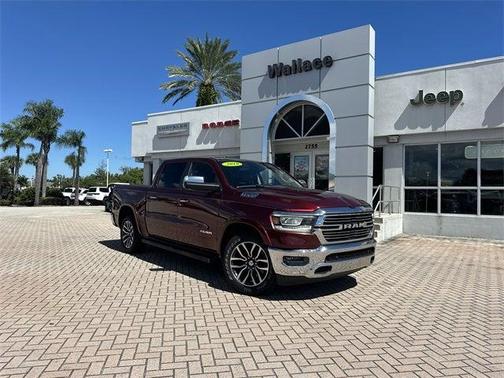 2019 RAM 1500 Laramie Crew Cab 4x2 57' Box