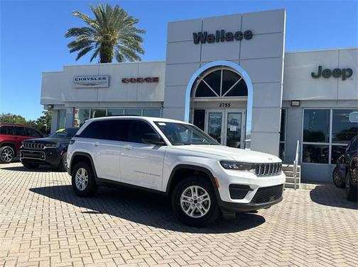 2025 Jeep Grand Cherokee Laredo