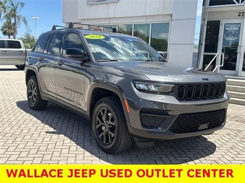 2024 Jeep Grand Cherokee Laredo
