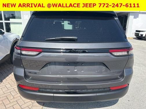 2024 Jeep Grand Cherokee Laredo