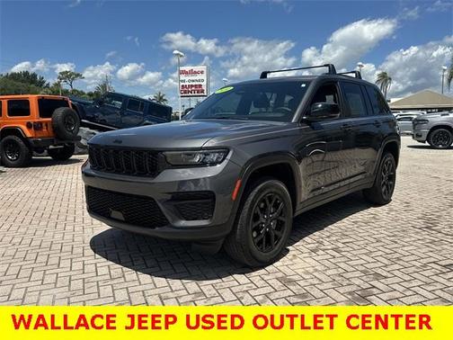 2024 Jeep Grand Cherokee Laredo