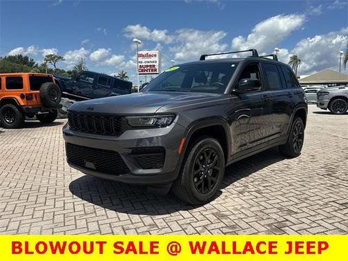 2024 Jeep Grand Cherokee Laredo