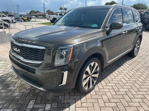 2022 Kia Telluride S