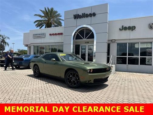 2022 Dodge Challenger SXT