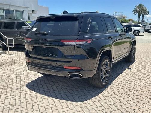 2025 Jeep Grand Cherokee Summit