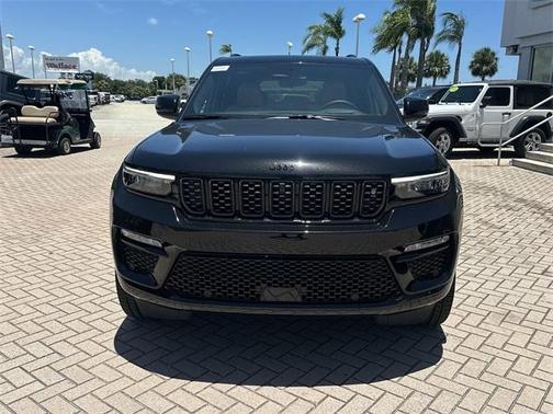 2025 Jeep Grand Cherokee Summit