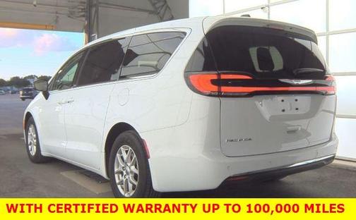 2024 Chrysler Pacifica Touring-L