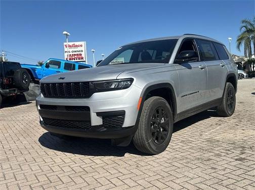 2025 Jeep Grand Cherokee L Laredo