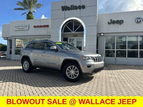 Billet Silver Metallic Clearcoat 2021 Jeep Grand Cherokee Laredo E 4x2