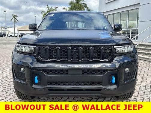 2024 Jeep Grand Cherokee 4xe Trailhawk
