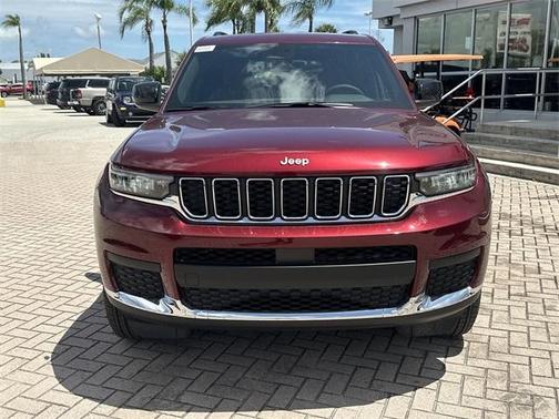 2025 Jeep Grand Cherokee L Laredo