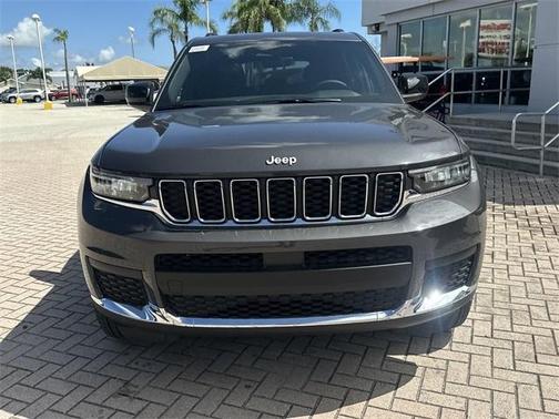 2025 Jeep Grand Cherokee L Laredo