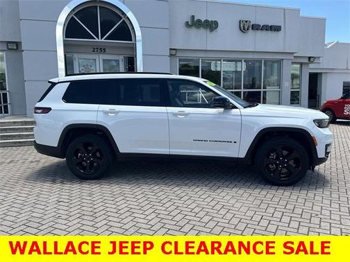 2023 Jeep Grand Cherokee L Laredo