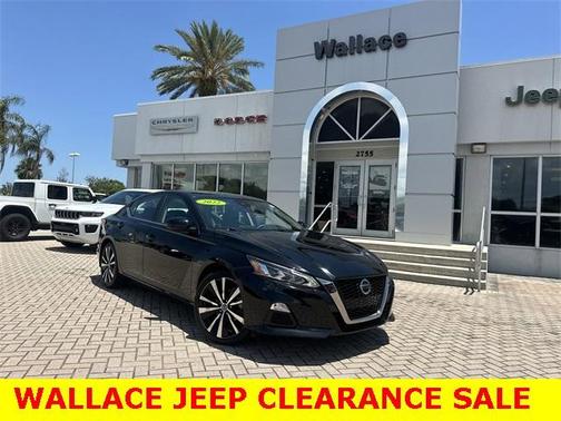 2022 Nissan Altima 2.5 SR