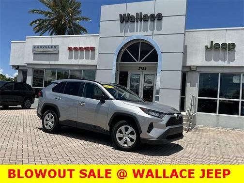2020 Toyota RAV4 LE