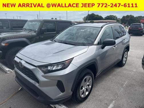 2020 Toyota RAV4 LE