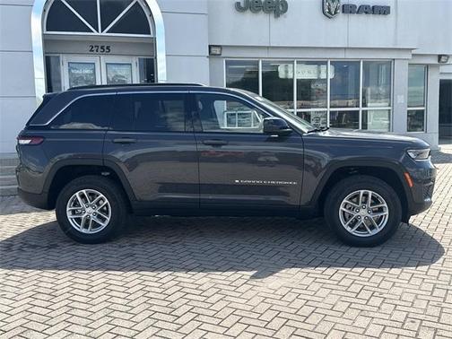 2025 Jeep Grand Cherokee Laredo X
