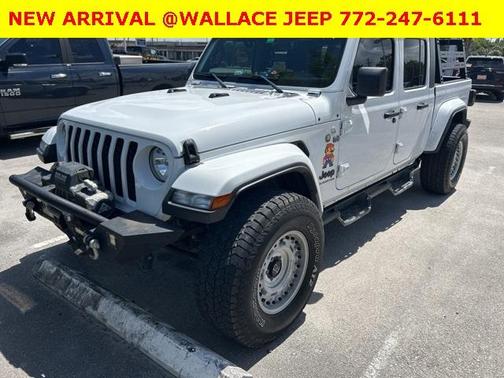 2021 Jeep Gladiator Sport