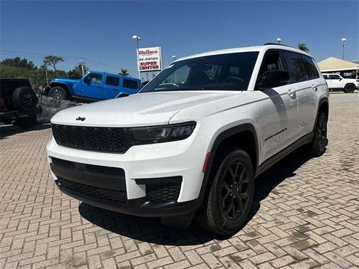 2025 Jeep Grand Cherokee L Laredo