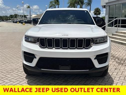 2024 Jeep Grand Cherokee Laredo X