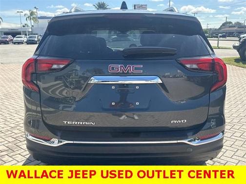 2021 GMC Terrain SLT