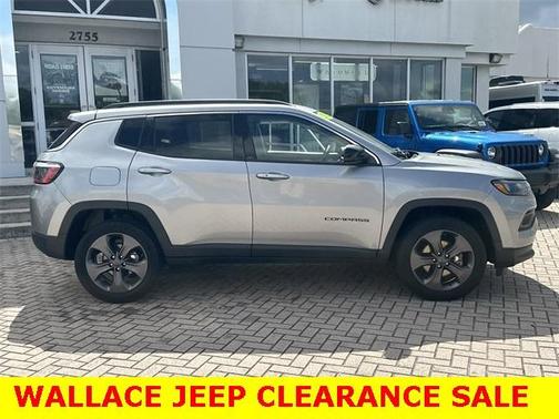 2022 Jeep Compass Latitude Lux