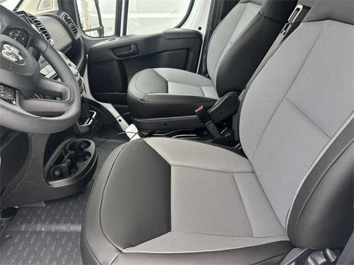 2025 RAM ProMaster 1500 Low Roof