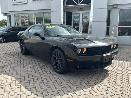 2022 Dodge Challenger SXT