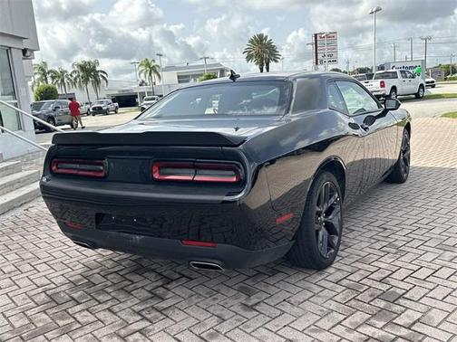 2022 Dodge Challenger SXT