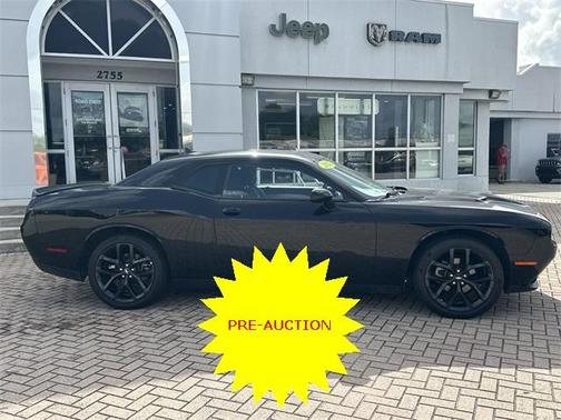2022 Dodge Challenger SXT