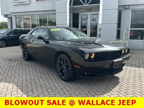 2022 Dodge Challenger SXT