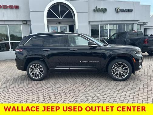2023 Jeep Grand Cherokee Summit